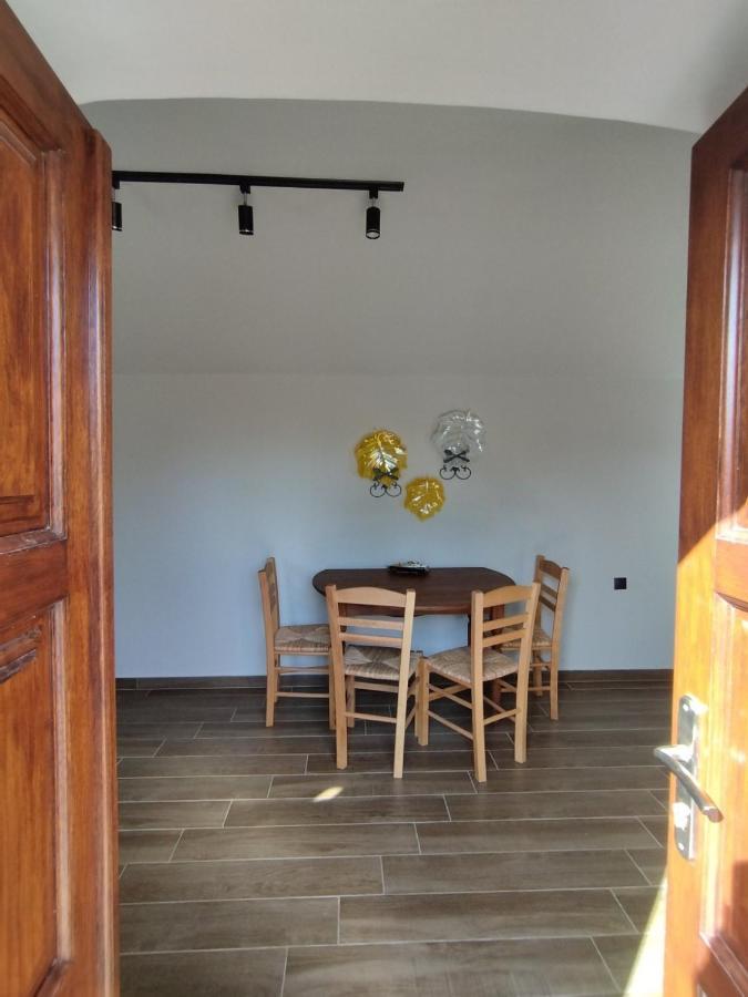 Althea Apartments 3 Chalki Town Extérieur photo